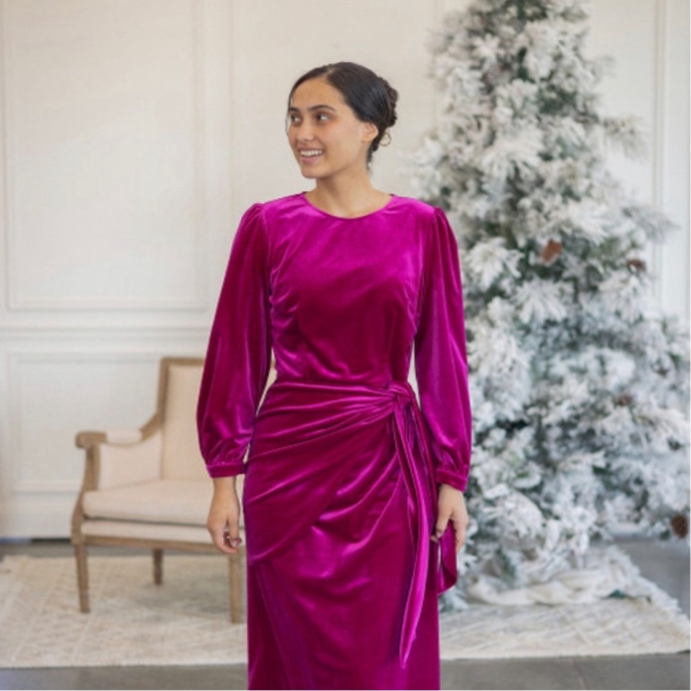 Beautiful pink valvet dress